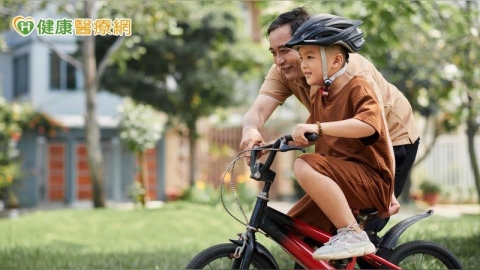 為什麼有些事自己做起來容易 教人做卻很難?專家解析何謂「肌肉記憶」