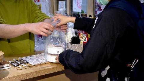 熱湯裝塑膠袋竟吃出癌症?男罹淋巴癌驗出「毒素超標」醫驚:1習慣害慘他