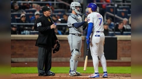 MLB(影)/主審「幻想式執法」根本沒摸頭盔卻被判挑戰!大都會離奇ABS引爆爭議