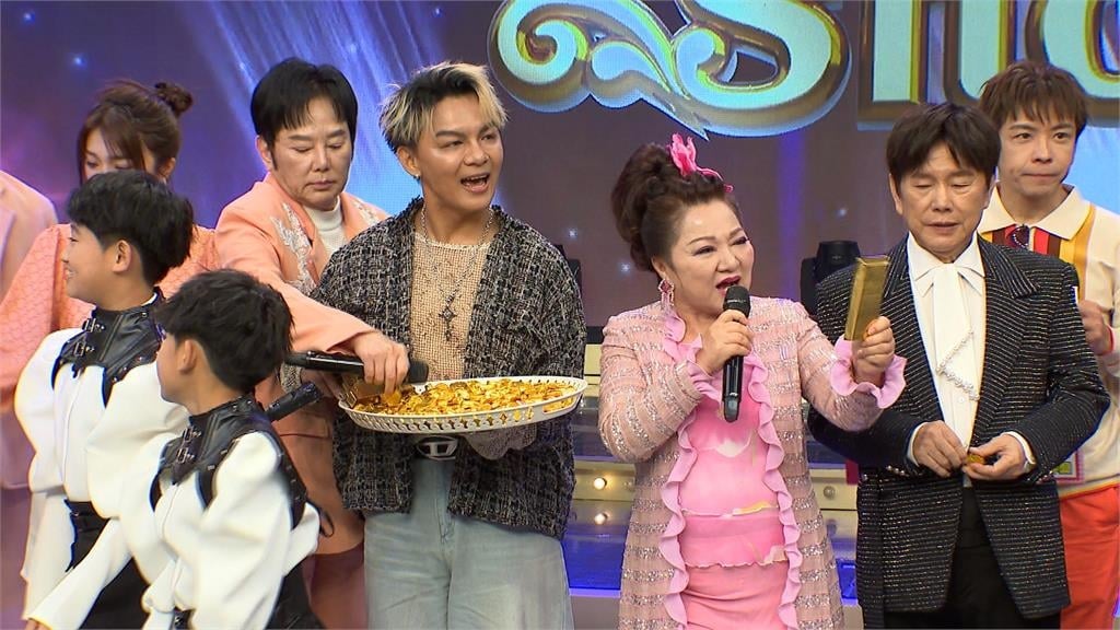 白冰冰再入圍台語歌后開棚慶祝 金曲戰袍將出動