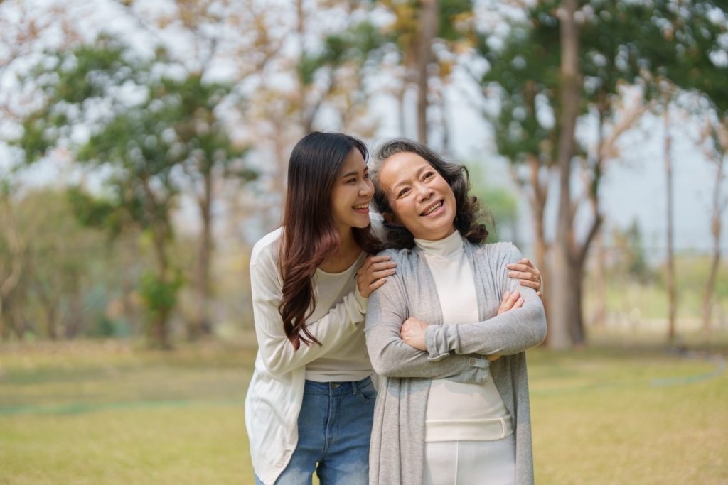 沒有人能抗拒真誠的讚美，婆婆更是如此。圖/123RF圖庫