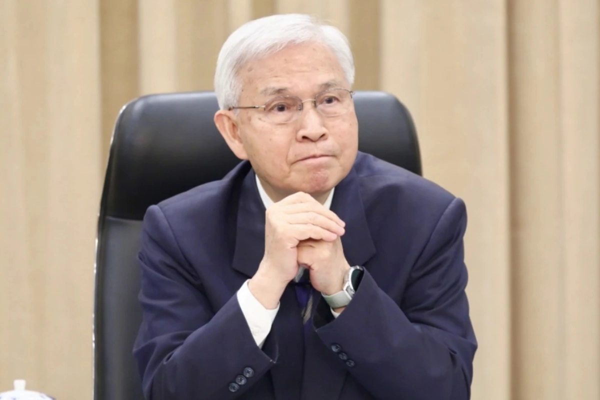 央行總裁楊金龍當時祭出第七波信用管制，主打打炒房、讓貸款資源回歸自住需求。由於政策力道強勁，也讓房市快速降溫，進入長達一年多的冷卻期。（資料照片／王侑聖）