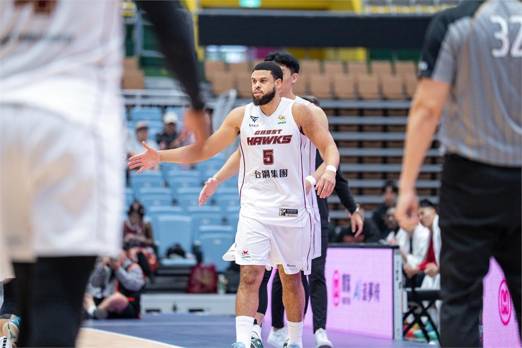 PLG(影)/決勝節33:14超狂暴攻勢!領航猿93:89退獵鷹延續主場不敗神話