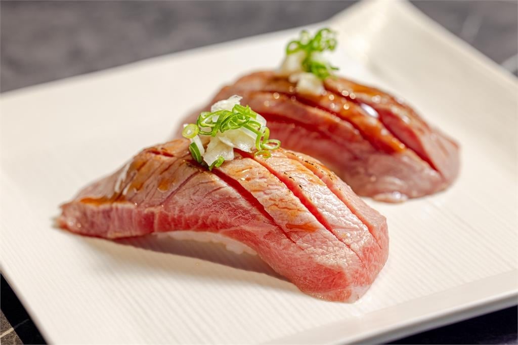 黑鮪魚霸氣回歸！開吃海中和牛