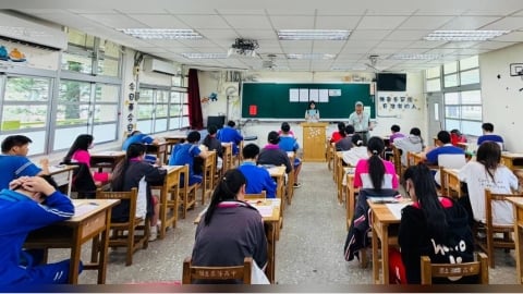 國中會考「答案紙難寫字」考生狂換筆崩潰　教育部回應了