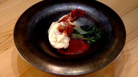 鐵板燒創新升級　結合冷燻、煙燻工藝昇華食材鮮味