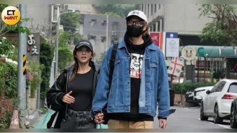 無畏緋聞2/八三夭阿璞辦完高雄演唱會 「人肉快遞」殺回台北支持蔡黃汝