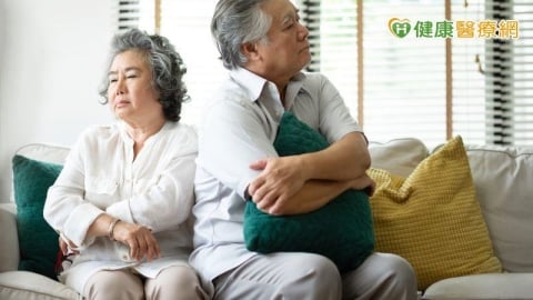 「失智症」衝擊家人!心理師:須了解認知退化與症狀