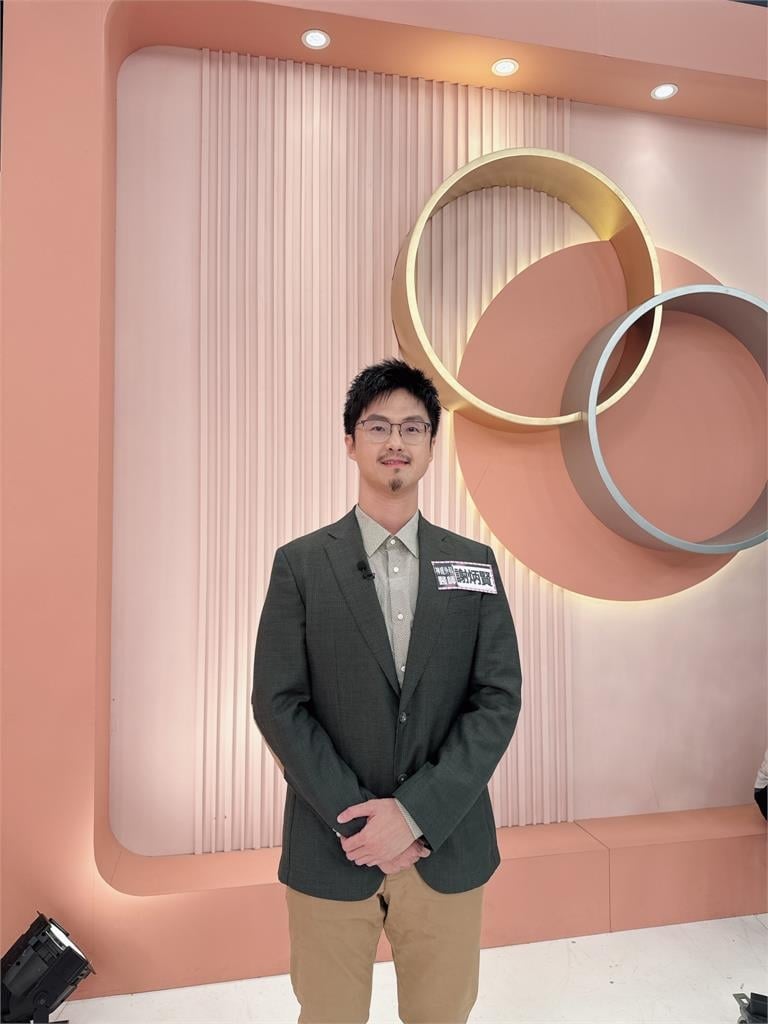 張立東喝醉只穿內褲直闖鄰居沙發睡覺!余思達指診大腸鏡被醫生認出