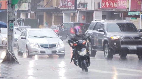 午後雨彈開轟!「這縣市」大雨特報 影響時間曝光了