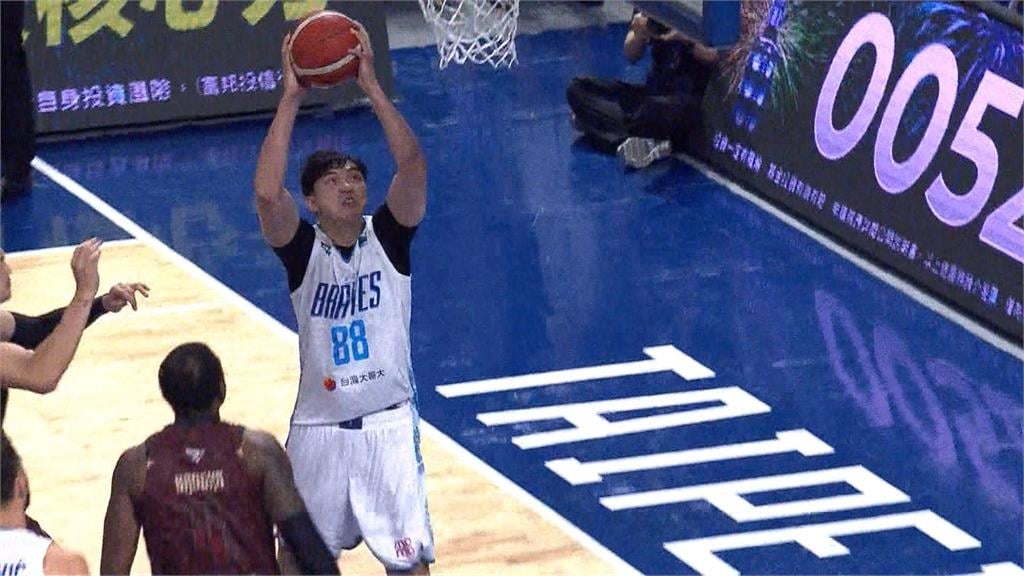 PLG(影)/古德溫創季後賽單場45分新紀錄!勇士119比92大勝獵鷹