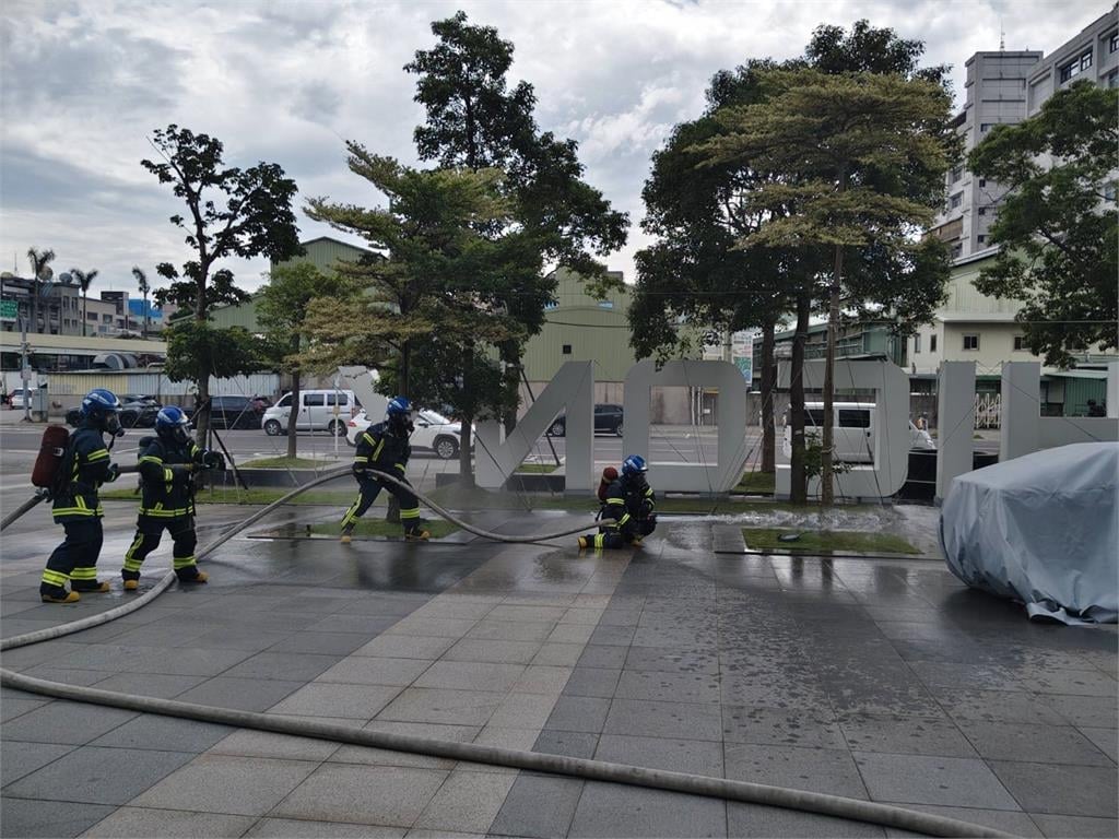 快新聞／企業防災大進化！群光、捷普聯手成立義消戰隊　新北實戰演練曝光