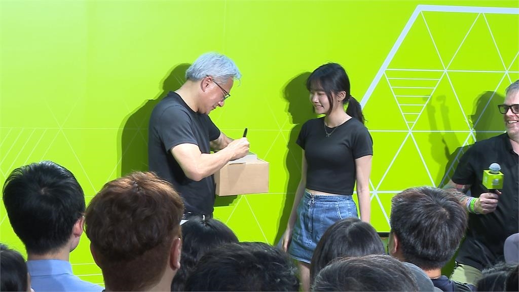 Vera　Rubin動用200萬零件　黃仁勳：下半年台廠忙翻