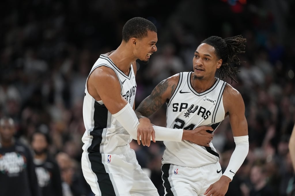 NBA(影)/馬刺主場大勝雷霆有「神助」?專屬修女團到場為球員祝福還加油打氣