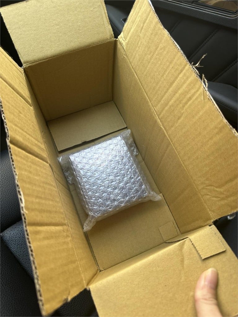網購包裹打開「實物不到三分之一」!兵家綺傻眼PO網問:有必要嗎?