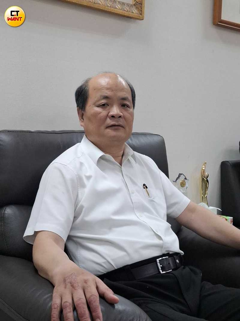 國道警察局長顏旺盛指出,警方連接監理站資料庫,偽造車牌無所遁形(圖/林慶祥攝)