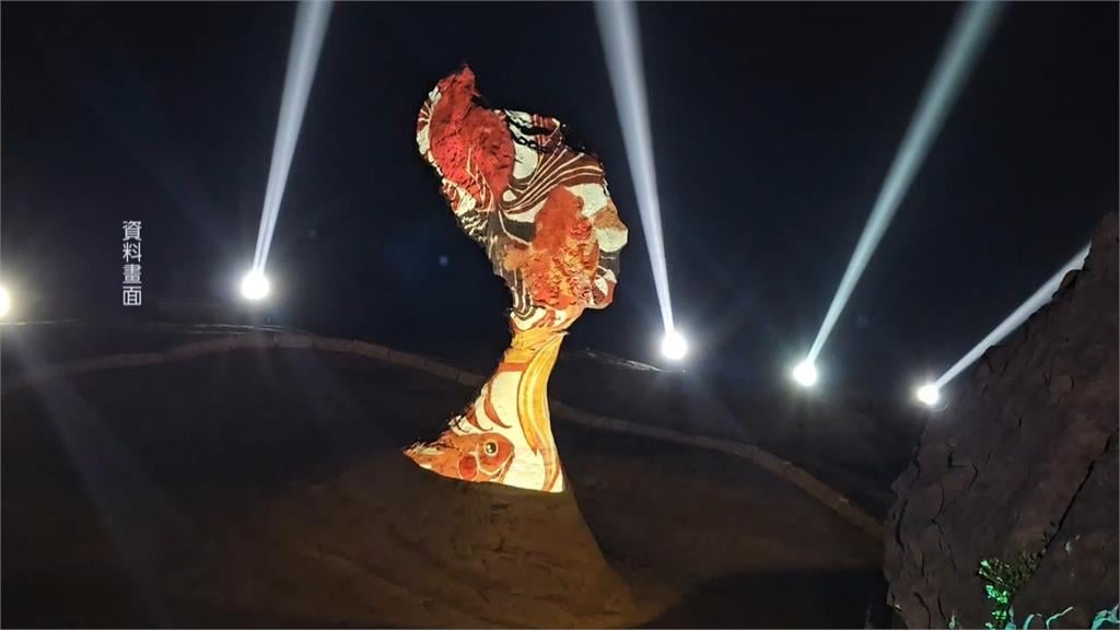 野柳夜訪女王結合光影藝術! 「女王頭」披不同外衣行銷國際