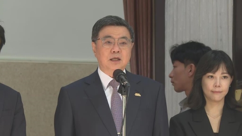 黃仁勳直言「台灣需要更多能源」!卓榮泰親上火線:「到這一年」都不缺電