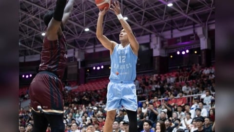 PLG(影)/林志傑砍進關鍵逆轉3分球!勇士客場91:83擊敗獵鷹率先聽牌
