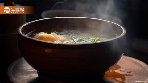 愛喝熱湯很危險!超過65°C致癌風險暴增2.5倍