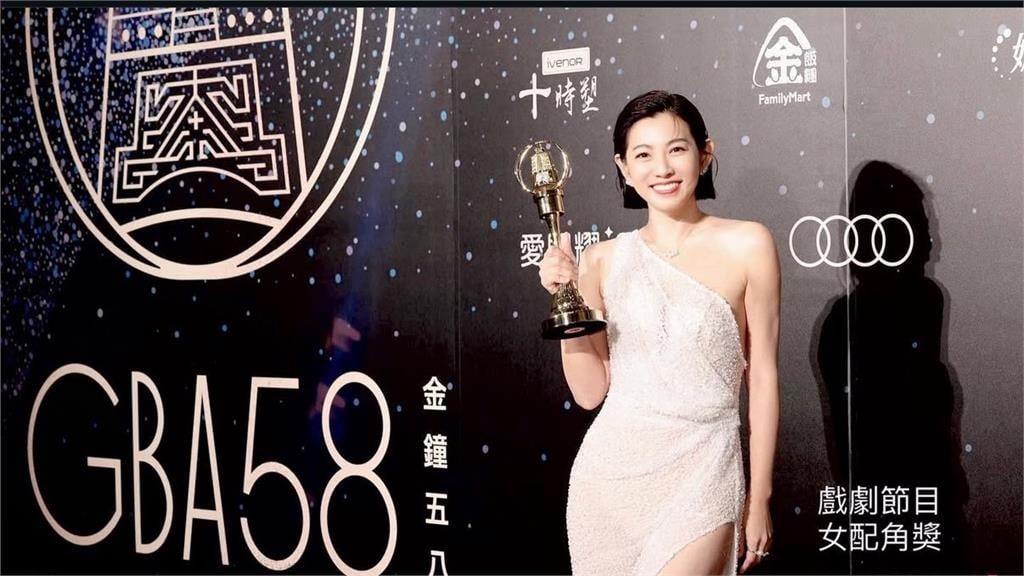 米可白曝國中「放牛班」成績倒數!20年後回母校吐「1心聲」:心靈支柱