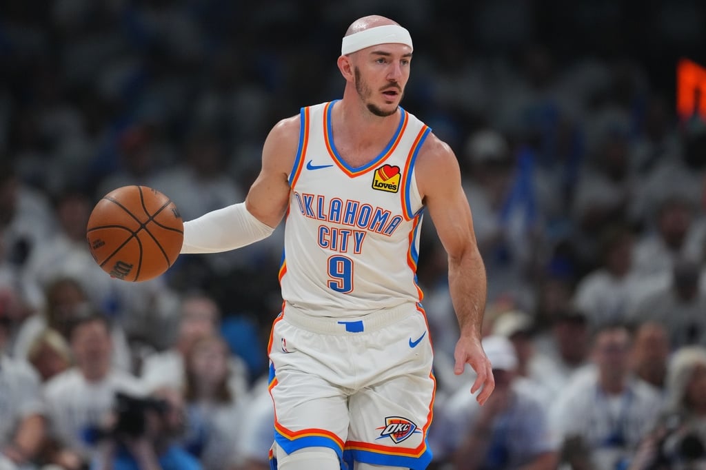 NBA(影)/「禿曼巴」外線開無雙!卡魯索22分射爆馬刺從防守悍將變三分殺神