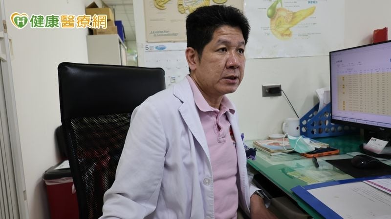 越南旅遊急性膽囊炎　她忍痛12小時返台取出2公分結石