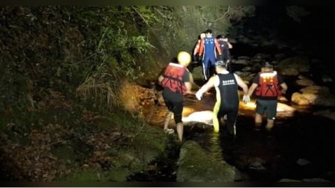 37歲男坪林夜抓溪蝦疑踩空溺水 送醫搶救不治