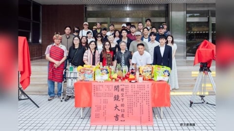 晴空下的13度開鏡！潘君侖、鄧雨忱甜虐談愛　最美星二代劉安晴首度同台掀話題