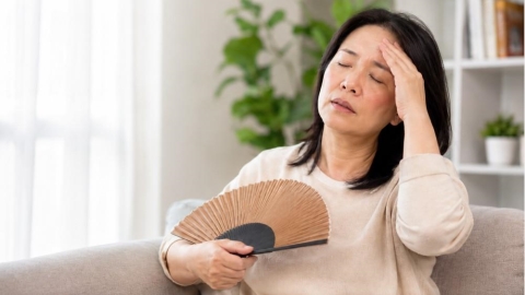 熱潮紅要吃什麼?營養師揭更年期燥熱、盜汗飲食調整重點