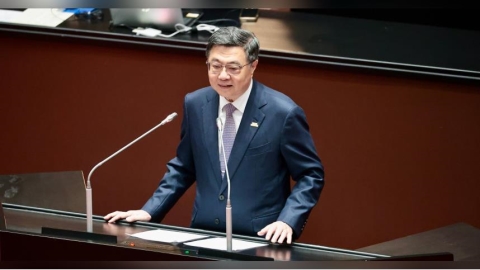 通過《性別平等工作法》、《就業保險法》部分條文修正草案　行政院：建構友善生養及職場環境、協助勞工兼顧
