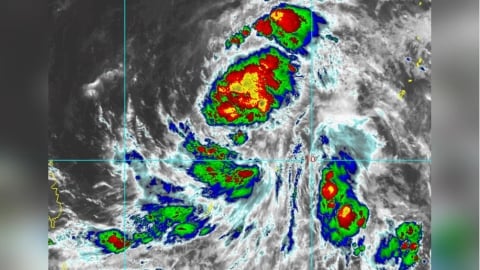 6月初全台雨圖直接「紅通通一片」專家示警恐有「雙颱發展」:第7颱已在醞釀