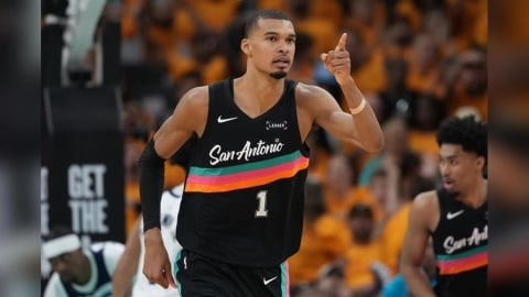 NBA(影)/馬刺落敗陷入淘汰邊緣!「法國斑馬」因「這一事」賽後意外收到聯盟警告