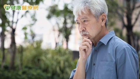 失智症不是突然發生!醫:病變可能提早數十年開始 揭判斷關鍵