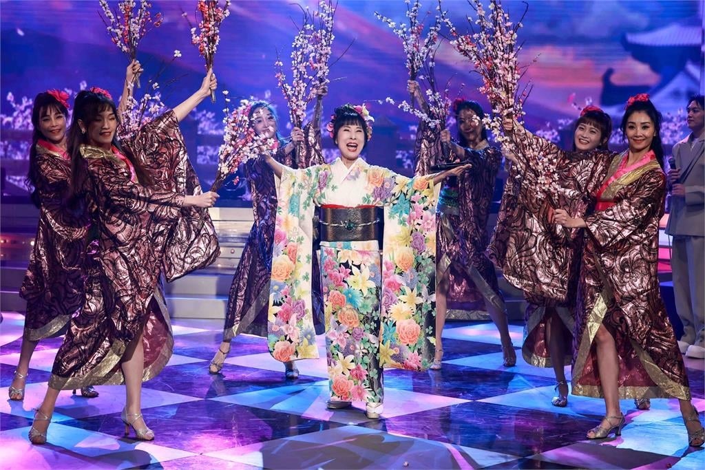 帝后深情對唱被白冰冰「阻止質問」！蔡小虎、原田悠里「對看唱出火花」