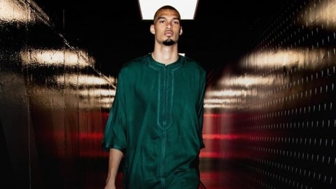 NBA(影)／真有少林之力？文班亞馬「神秘僧侶裝」隊友看了都怕　大型雙十逼出G7