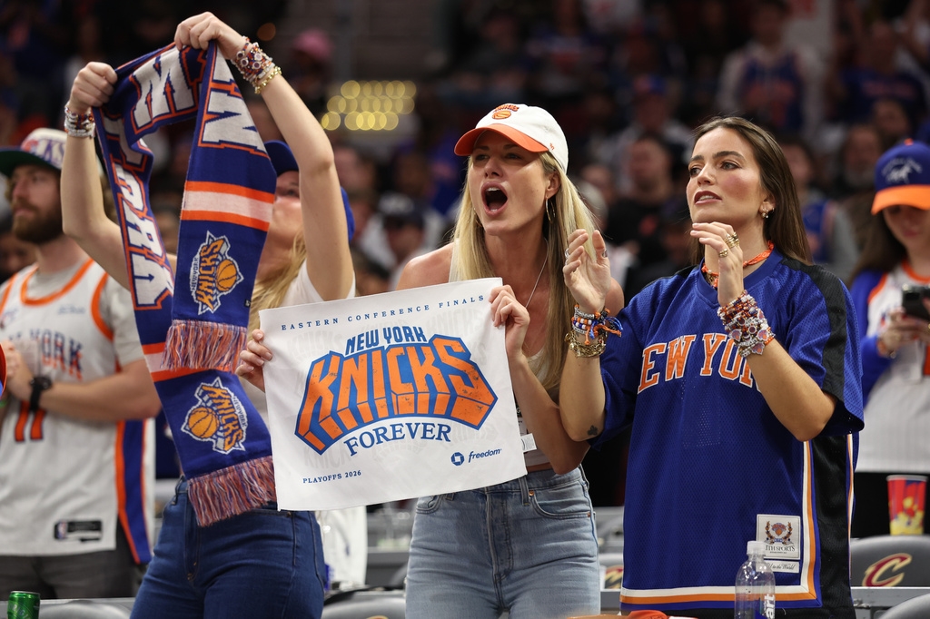 NBA(影)／尼克奪冠有望？教宗比讚加油手勢在網上瘋傳！球迷超開心
