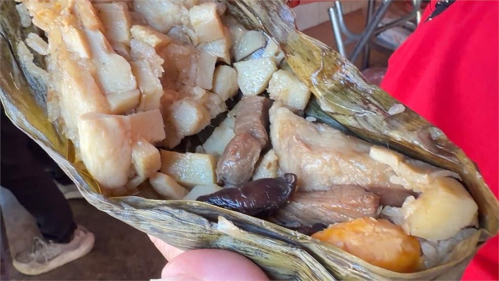 肉粽割喉戰開打！鹿港媽媽味肉粽　彰化漁會蒲燒鰻魚粽擄獲饕客
