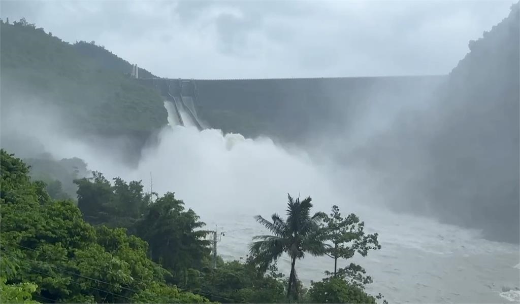 薔蜜外圍環流只灌水北部！氣象署揭「正牌梅雨將開炸」中南部解渴時機曝光