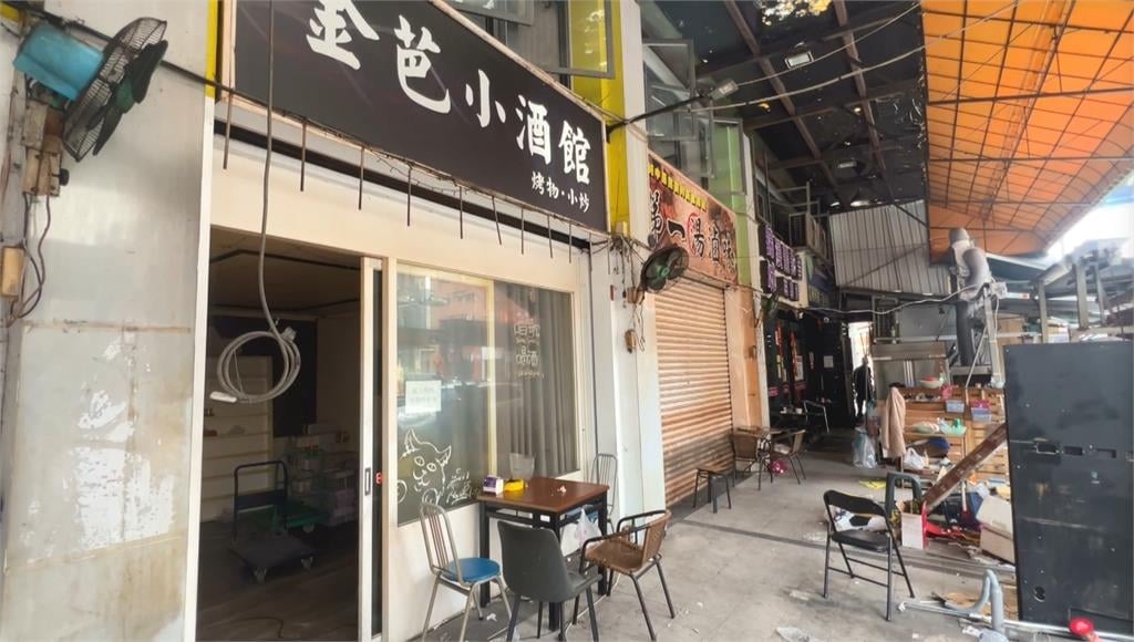 高雄左營宵夜街沒了？整棟樓傳遭「神秘買主」收購　攤販全熄燈　