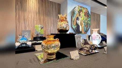 從日常到藝術!日本國寶級大師玻璃工藝展現光影之美 27件作品高雄登場