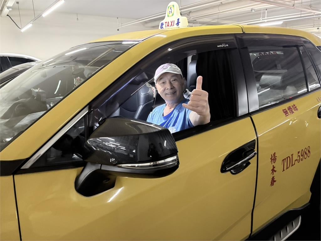 快新聞／計程車