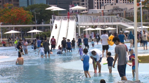 高雄星光水岸公園改造完工 戲水區大升級放電又消暑