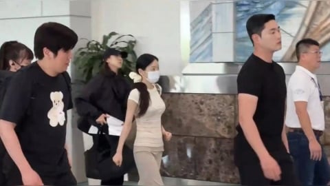泰妍來了!粉絲守候小港機場嗨翻:期待聽到新歌