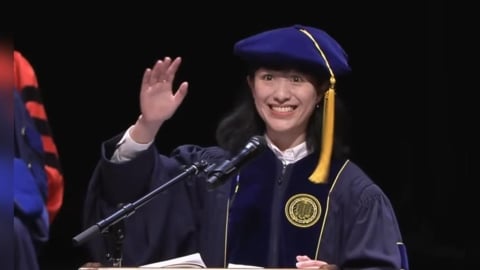 來自台灣的精彩力量!寶島正妹登名校畢典「博士生致詞」母校台大驕傲祝賀