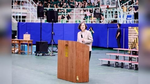 驚喜現身北一女畢典!蔡英文贈3祝福 願學子「記得曾經同行的人」