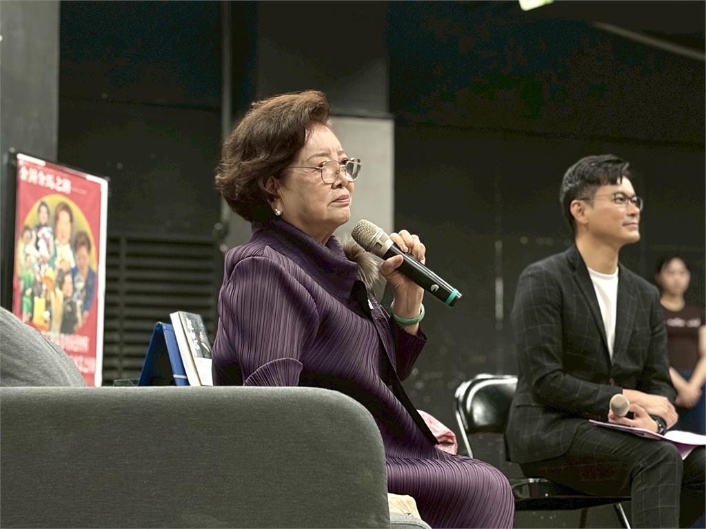 快新聞/第一屆校友!金馬影后陳淑芳回母校台藝大 分享演員基本功在「觀察」