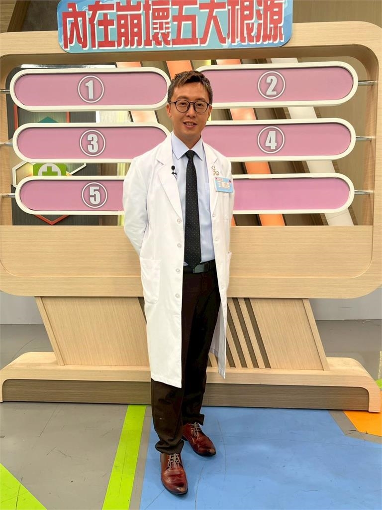 王思佳熬夜拍戲「3天沒睡」！竟出現幻聽