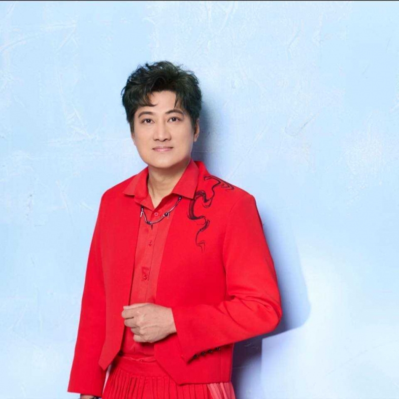 先前楊哲接受本刊專訪,提到為了蓋工廠重啟負債人生。(圖/翻攝自楊哲臉書)