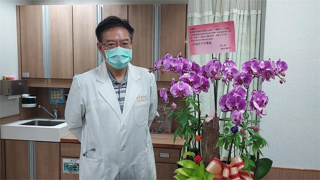 白袍下的30年無聲告白!醫揭10個人生體悟:會流淚才懂生命的重量